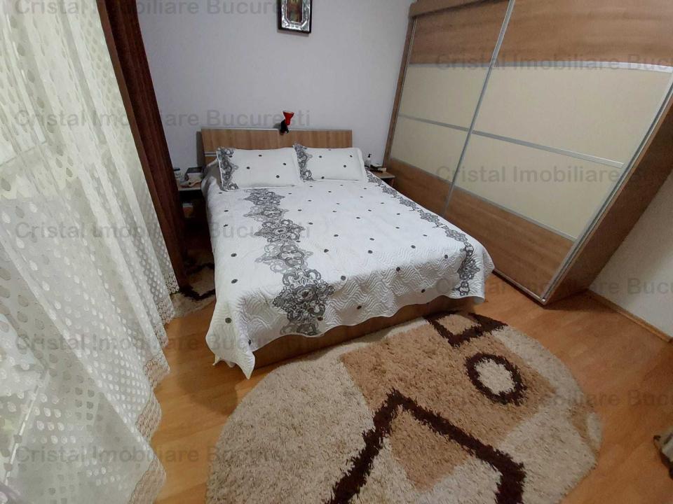 Vinzare apartament cu 3 camere