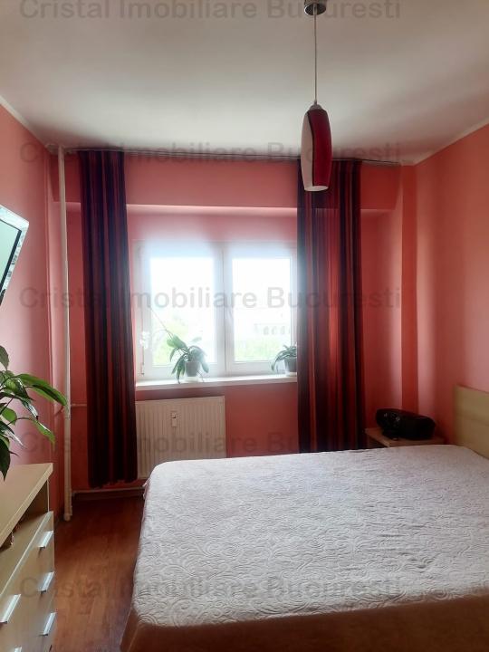 Vinzare apartament cu 3 camere