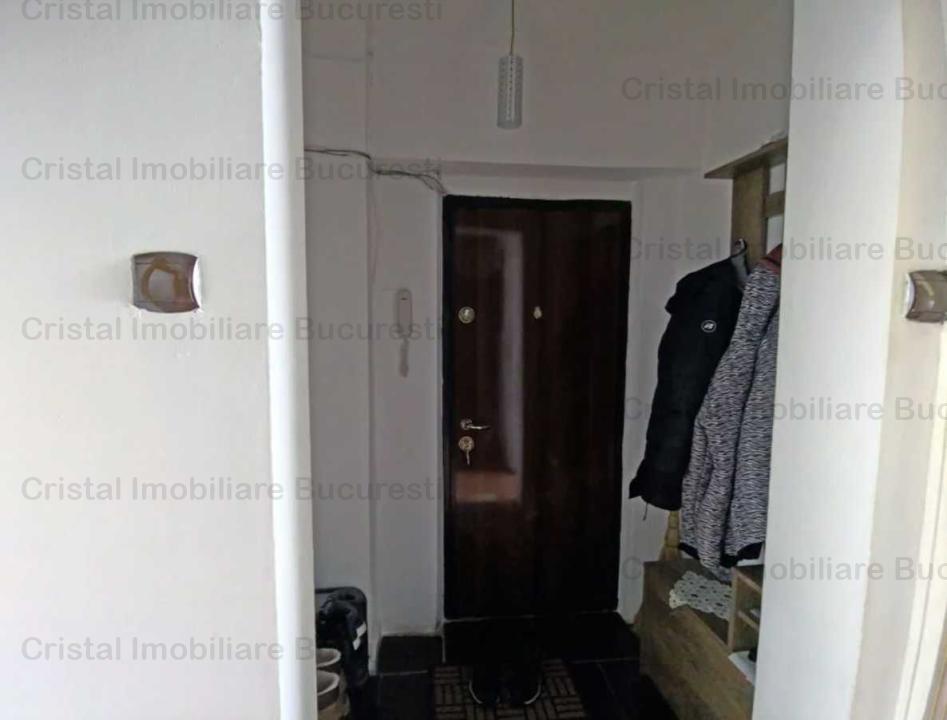 Apartament 4 camere decomandat, 4 min metrou M Bravu