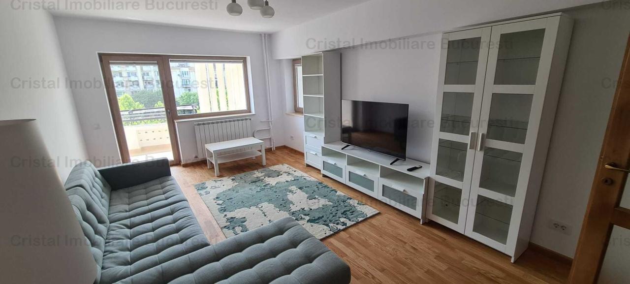 Inchiriez apartament 2 camere, zona Unirii, cu centrala proprie si loc de parcare