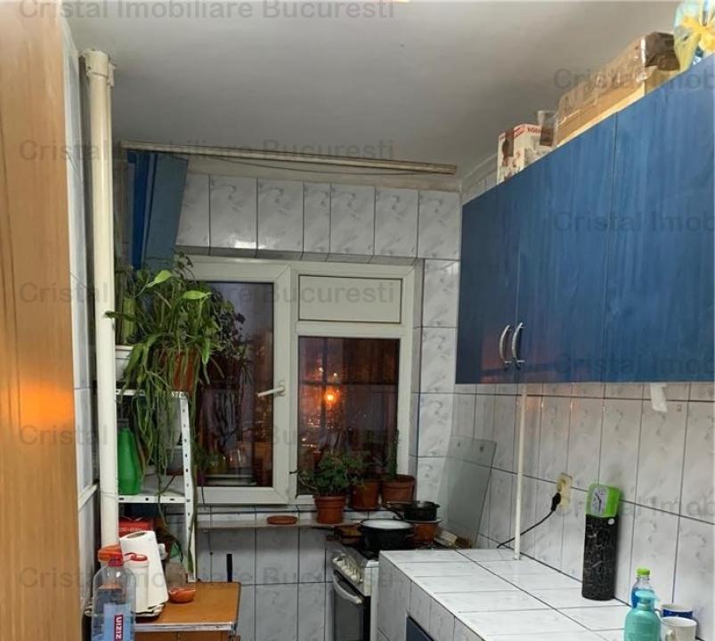 Apartament 2 camere, zona Huedin. 