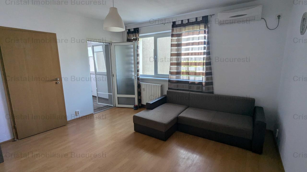 Apartament 2 camere 54 mp, Zona Titan,  500EUR