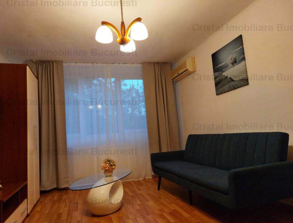 Apartament 3 camere, 460 EUR, zona  1 Decembrie 1981