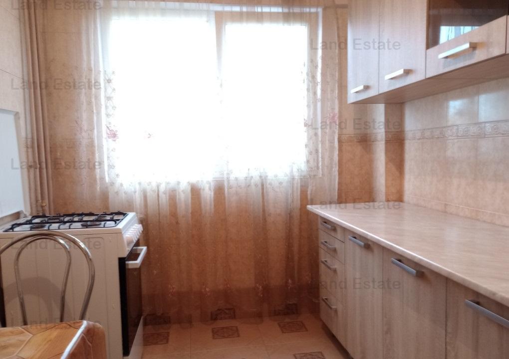 Apartament cu 3 camere in zona Oltenitei - Piata Sudului