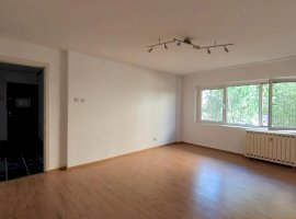 Apartament 4 camere