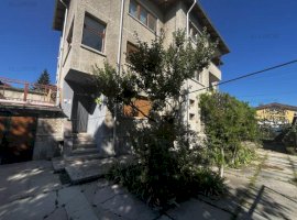 REPREZENTARE EXCLUSIVA Casa  252 mp in Ploiesti, zona Centrala.