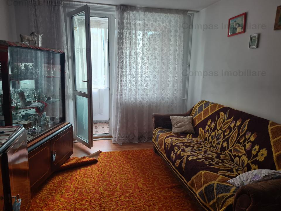 Apartament 3 camere în stare buna Dărmănești