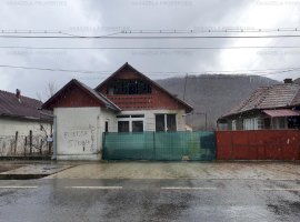 Casa si teren in DEJ - Somncutului, Judetul Cluj