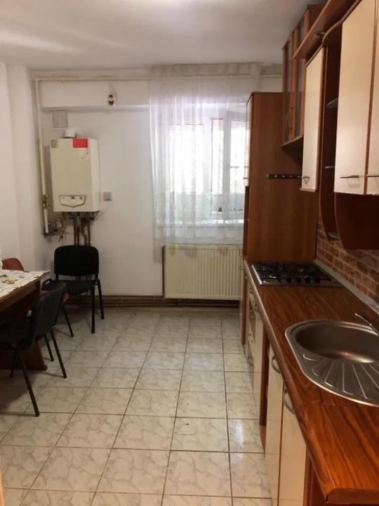 Apartament 2 camere metrou Aparatorii Patriei