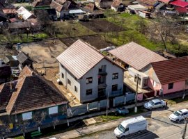 Casă nouă 6 camere semifinalizată în Sântana