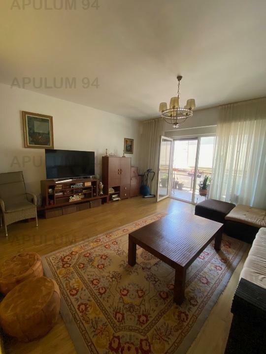 Vanzare Apartament 3 camere Carol 