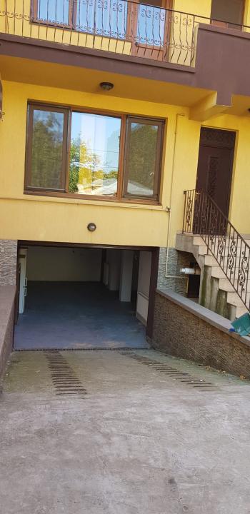 Vasile Lascar Eminescu vila 5 camere nemobilate 