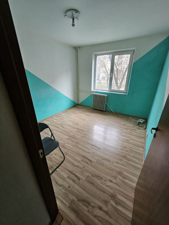 Crangasi Ceahlau de vanzare apartament 3 camere