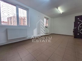 Spatiu comercial, 40 mp utili, Uta