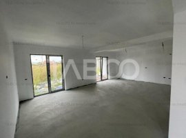 Casa tip duplex la cheie 4 camere 108 mp utili curte Cetate Alba Iulia