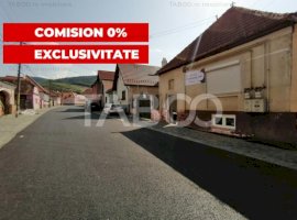 Comision 0% Casa de vanzare 4 camere 2 bai teren 266 mp Saliste Sibiu