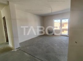 Apartament la etajul 1 cu 3 camere balcon si loc de parcare