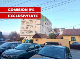 Apartament luminos calduros 3 camere 55 mp etaj 3 Piata Noua Cisnadie