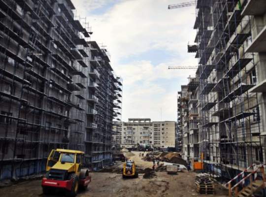 Semnal de alarmă: construcțiile rezidențiale scad cu 13%