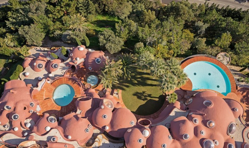 Casa Lui Pierre Cardin – Extravaganta Si Opulenta La Patrat!